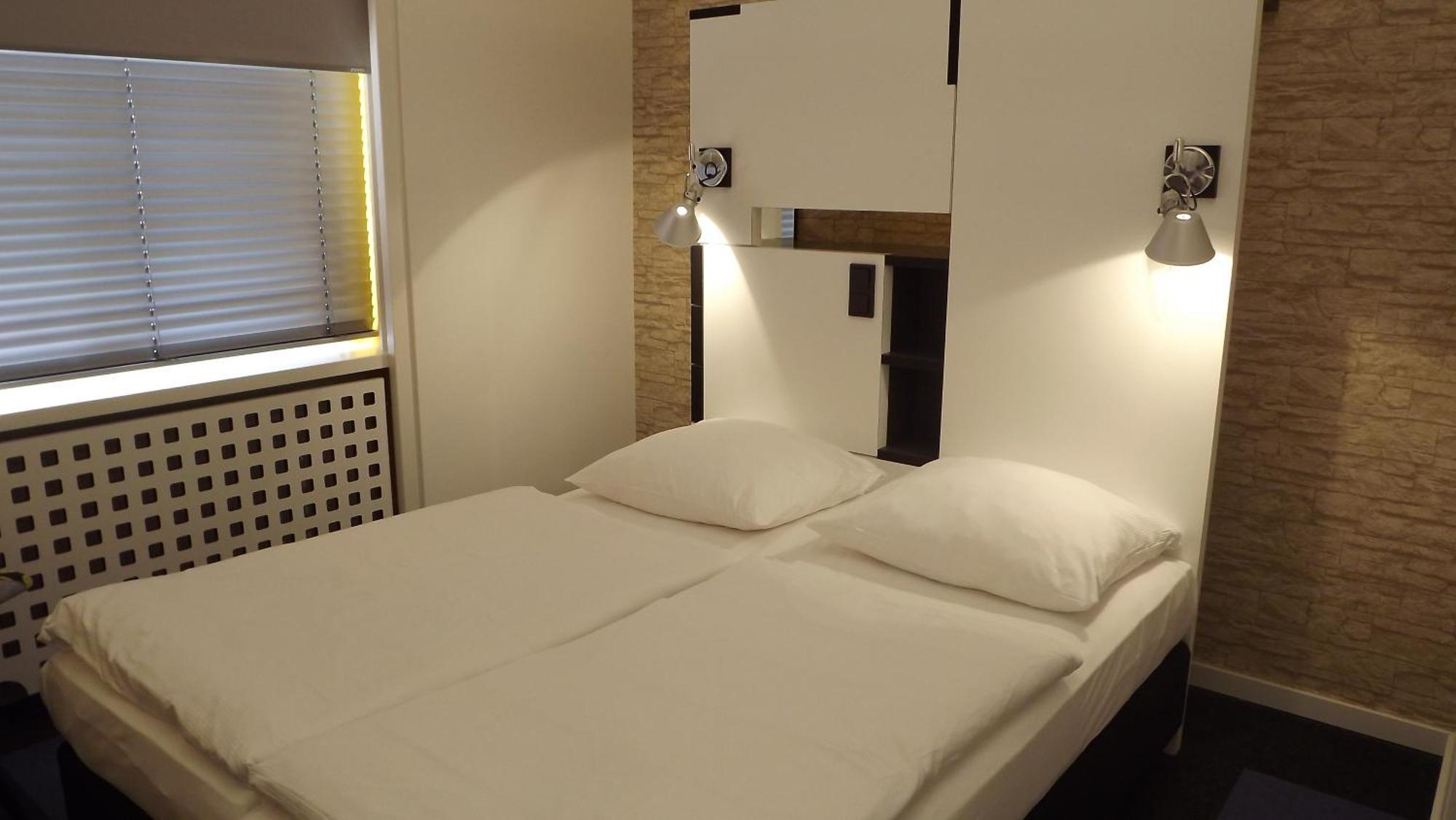 Hotel Cristall - Frankfurt 3*