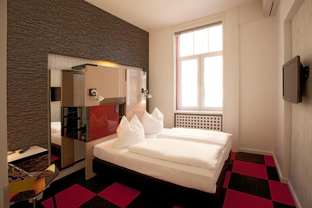 Cristall - Frankfurt Hotel