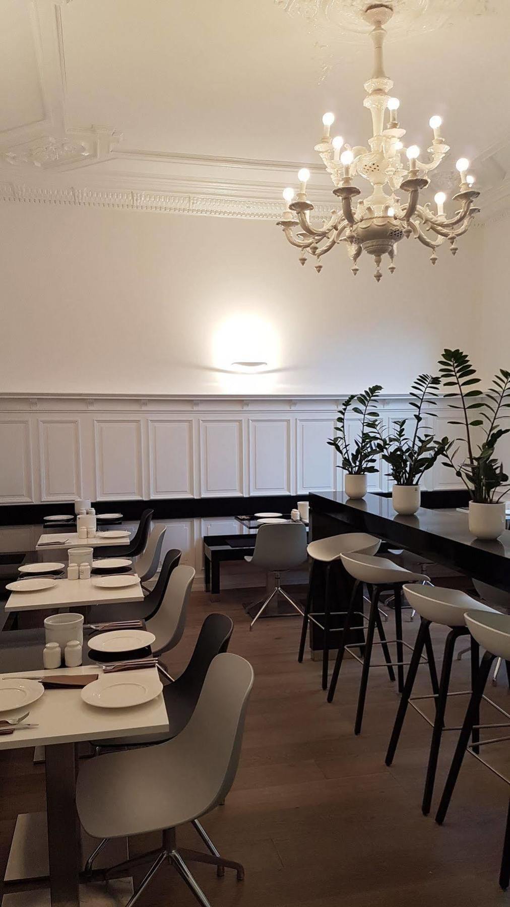 Cristall - Frankfurt 3*
